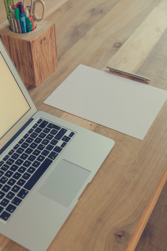 Japanese Translator work desk